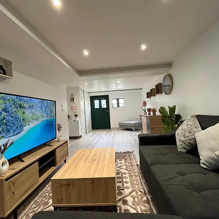Appartement Beau T3 A 15 Min De Lyon *